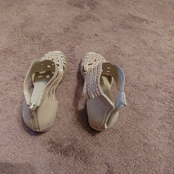 Shoes - Picture 3 of 3